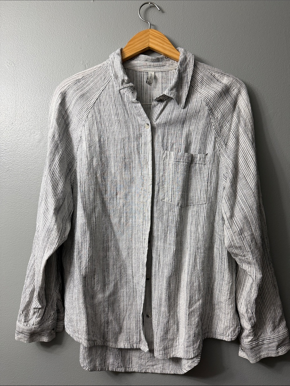Gentle Fawn Light Gray Striped Linen blend Casual Button-Down Shirt medium